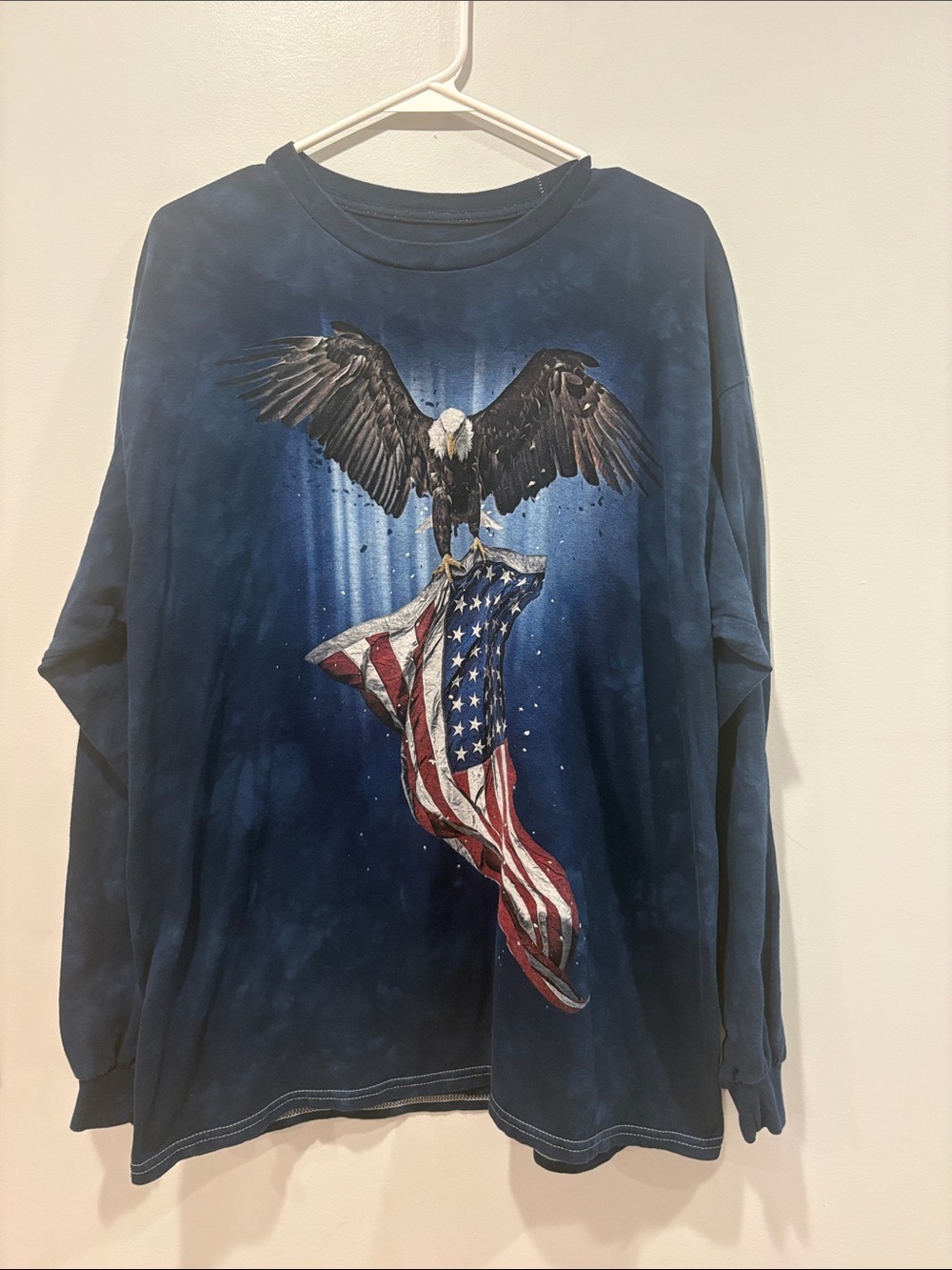 The Mountain Navy Blue Long Sleeve Eagle with American Flag Shirt ptp 24 length